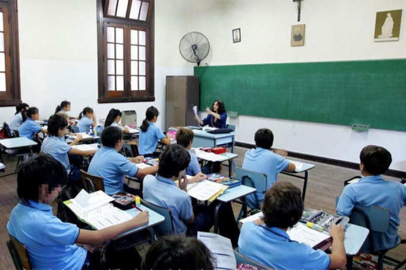 Escuelas privadas piden ampliar el acceso al voucher educativo